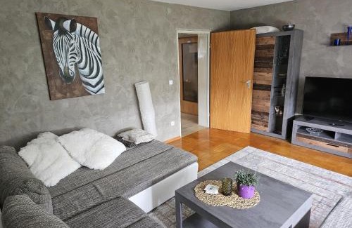 Bretzfeld Apartment | Family-Friendly Retreat at Die Wohnung Stein