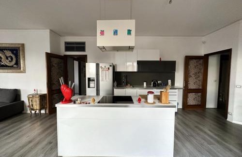 Cannizzaro House | Diego's House: 10/10 Rated with Oceanfront Bliss