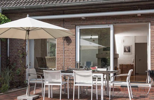 Dangast Apartment | Oceanfront Escape: Diekhuus Arngast, Apartment Diekgraf