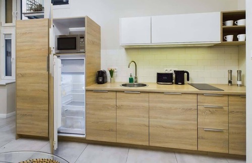 Stradom Apartment | Spacious 2-Bedroom Apartment for Families | Dietla 66, Krakow