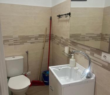 Bronte Apartment | Dietro la Matrice