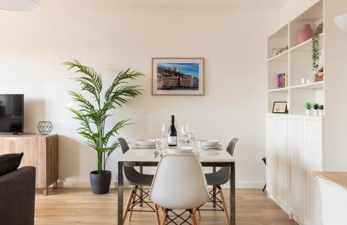 Yves Farge - Le Fleuve Apartment | Family-Friendly Stay at DIFY Bollier - Quartier Gerland