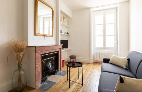 Villette - Maisons Neuves Apartment | Child-Friendly Retreat at DIFY Enjoy - Part Dieu