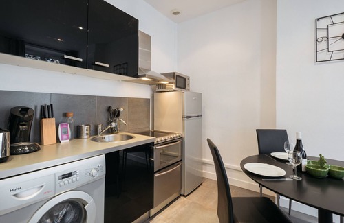 Jules Ferry - Recamier Apartment | Explore DIFY Glamour - Masséna: Family-Friendly Stay Awaits