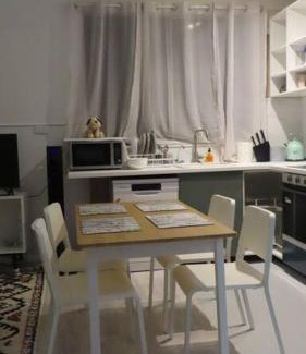 San Remo House | Cozy Digby’s Cottage: Perfect for Pets and Families