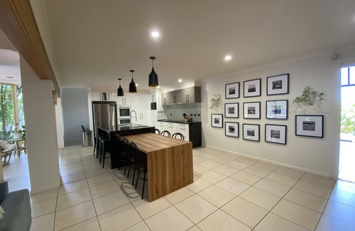 Coffs Harbour House | Discover Diggers Beach House: Oceanfront Retreat Awaits
