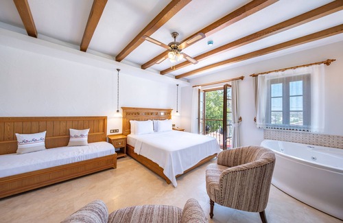 Old Datca Hotel | Unforgettable Stay at Dilek Hanım Konağı in Datça