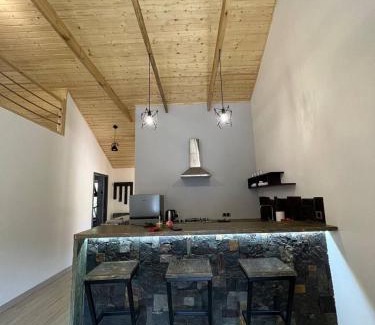 Kaputan Apartment | Guest-Rated Dili Guest House with Child-Friendly Amenities