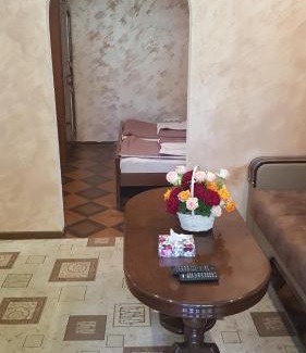 Dilijan Apartment | Top-Rated DILIJAN Apartment with Kitchen & Hot Tub