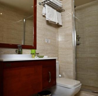 Dilijan Resort | Discover Dilijan Park Resort & Villas: Poolside Retreat