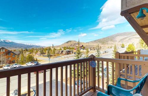 Dillon Hotel | Family-Friendly Dillon Commons: Your Ideal Getaway Awaits