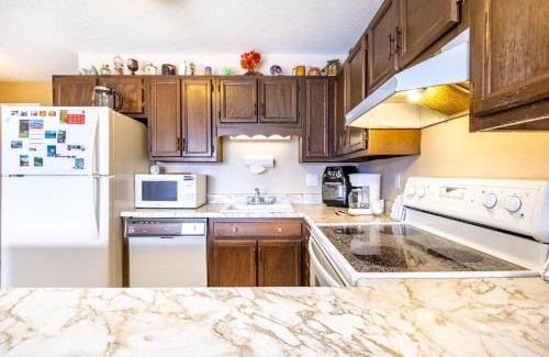 Dillon Apartment | Family-Friendly Dillon Valley East 301Q with Restaurant Access
