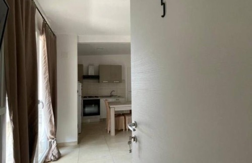 Pachino Apartment | -DIMARTINO HOME-Double Room with Balcony (2 Adults + 1 Child)
