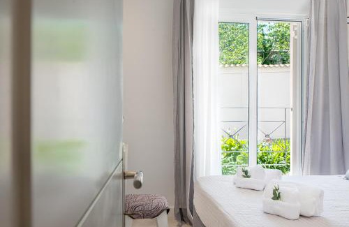 Gouvia Apartment | Exceptional Dimi Brou's Apartments - Child Friendly Retreat