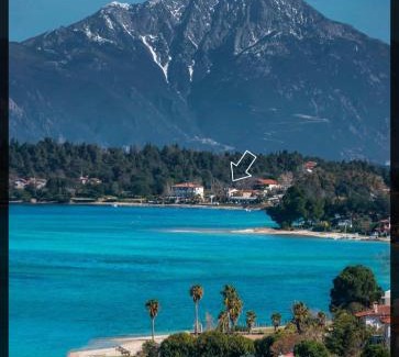 Vourvourou House | Dimitra's House: Oceanfront Escape with a 9.6 Rating