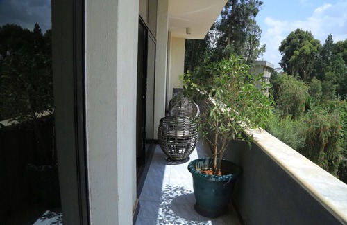 Arada Apartment | Family-Friendly Dimitri Apartments with Kitchen Access