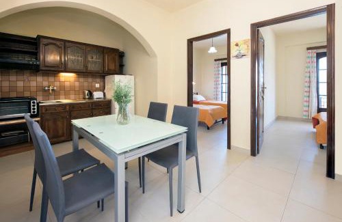 Apraos Apartment | Oceanfront Dimitrios Apartments with Pool and Breakfast