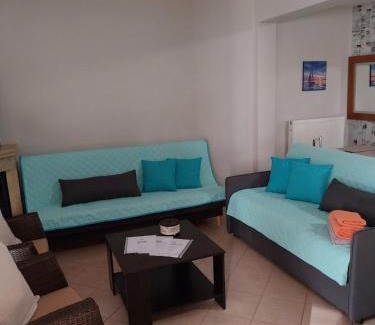 Nea Peramos Apartment | Family-Friendly Stay at Dimitris Apartment for Memorable Getaways