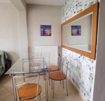 Nea Peramos Apartment | Family-Friendly Stay at Dimitris Apartment for Memorable Getaways