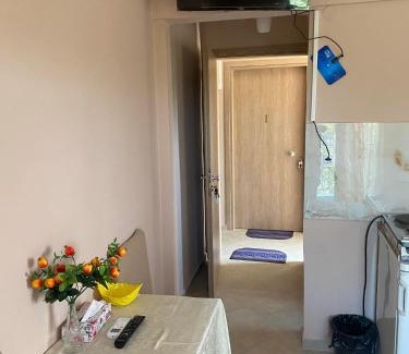 Pylaia-Chortiatis Apartment | Family-Friendly Dimitris: Guest Rated 9.5 for Comfort