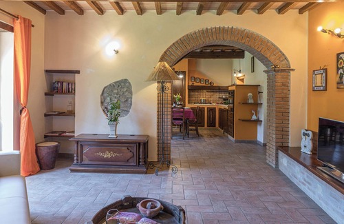 Gaglietole Villa | Elegant Dimora Alessandra 4: Poolside Retreat Awaits