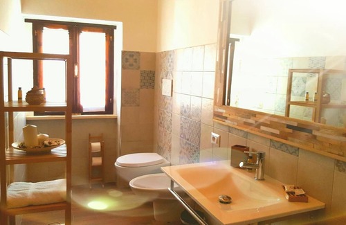 Loreto Aprutino Bed & Breakfast | Top-Rated Dimora Amina B&B with Spa & Breakfast Included