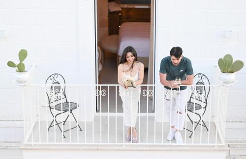 Conversano Bed & Breakfast | Dimora Bianca: 4-Star Retreat with Hot Tub & Breakfast