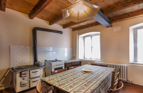 Bardolino Apartment | Elegant Stay at Dimora Borgo Gaon - Casa Elios with Lake Views