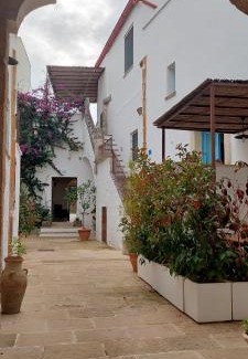 Spongano House | Unforgettable Stay at Dimora Da Tito with Oceanfront Views