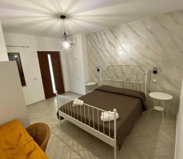Pisciotta Bed & Breakfast | Inviting Dimora degli Ulivi: Pet Friendly with Ocean Views