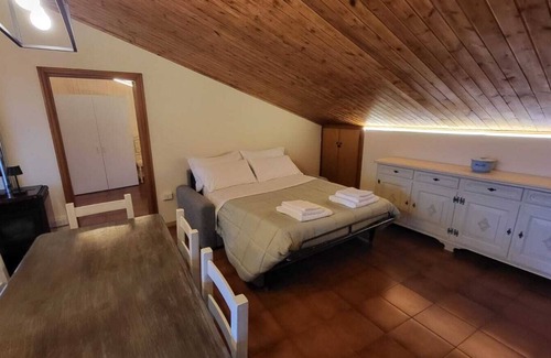 Montefalco Bed & Breakfast | Dimora del Falco - Panoramic villa in Umbria with suites & regional breakfast