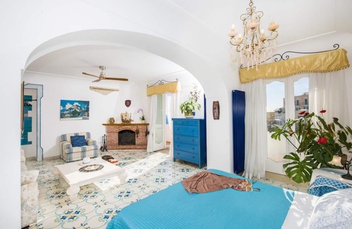 Positano Bed & Breakfast | Experience the Elegance of Dimora del Podestà, 10/10 Rated