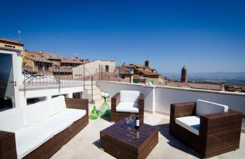 Montepulciano Apartment | Guest Rated 9.3: Dimora Dell'Erbe Apartment Retreat