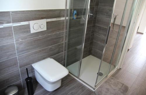 Ponti sul Mincio Apartment | Family-Friendly Retreat at Dimora Due Galli - 9.7/10 Rating