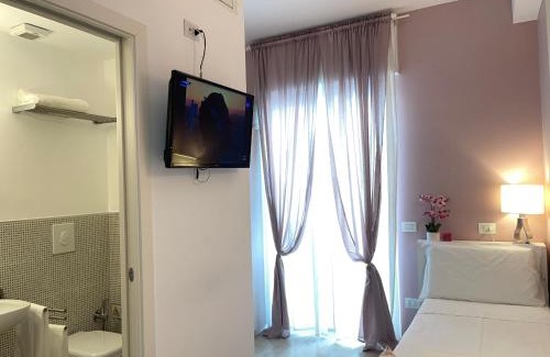 Conversano Bed & Breakfast | Inviting Dimora Francesca: Family-Friendly with Hot Tub