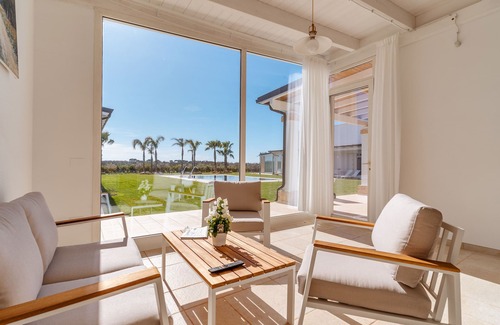 Casarano House | Exclusive Dimora Fraschi: Poolside Holiday Homes Await