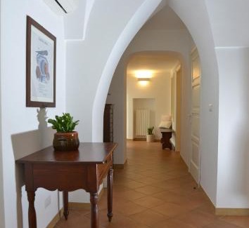 Old Town Cisternino House | Guest Rated 10/10 at Dimora il Capitello - Family Friendly Stay