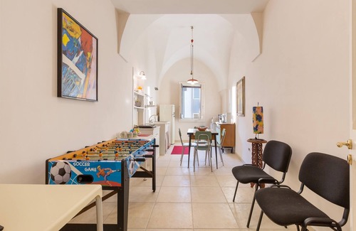 Merine Apartment | Discover 1719 Dimora Maria Luisa: Pet-Friendly Getaway