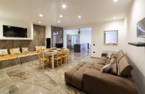 Trepuzzi Apartment | Exceptional Stay at Dimora Mazzapinta: Pet-Friendly Oasis