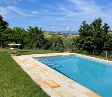 Arcevia Apartment | Experience Dimora nel Castello di Loretello by the Ocean