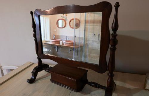 Arcevia Apartment | Experience Dimora nel Castello di Loretello by the Ocean