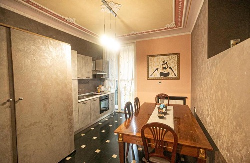 Castelletto Apartment | Discover Dimora Patrizia: Central Location & Family-Friendly