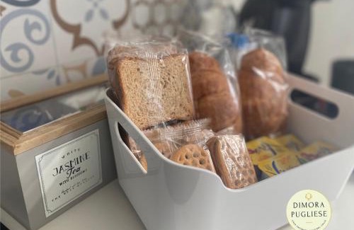 Palo del Colle Apartment | Discover Dimora Pugliese: Pet-Friendly Stay with Breakfast