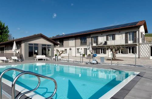 Roddi Apartment | Experience Dimora San Carlo: 4-Star Oceanfront Escape
