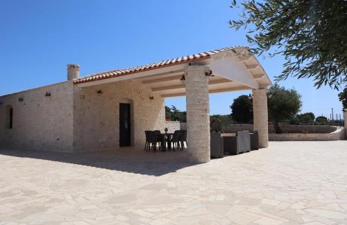 Putignano House | Exquisite Dimora Sasa: Oceanfront Haven with Pool & Pets