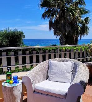 Cozze House | Oceanfront Escape at Dimora Zara - Rated 9.3 by Guests