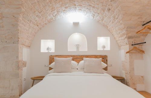 Putignano Apartment | Immaculately Rated Dimore Bianche - Family-Friendly Retreat