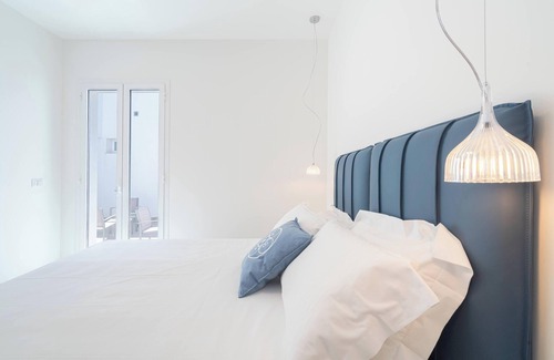 Syracuse House | Guest Rated 10/10: Dimore delle Zagare Molo Awaits You