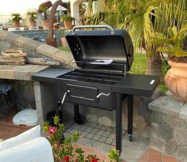 Forio Villa | Relax at Dimorra Sun: Oceanfront Oasis with Pool & Hot Tub
