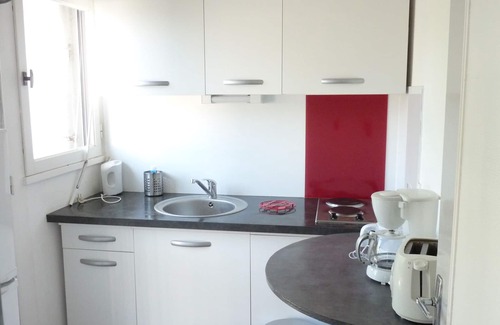 Dinard Apartment | Unforgettable Stay at Dinard Beach Mimosas with Ocean Views